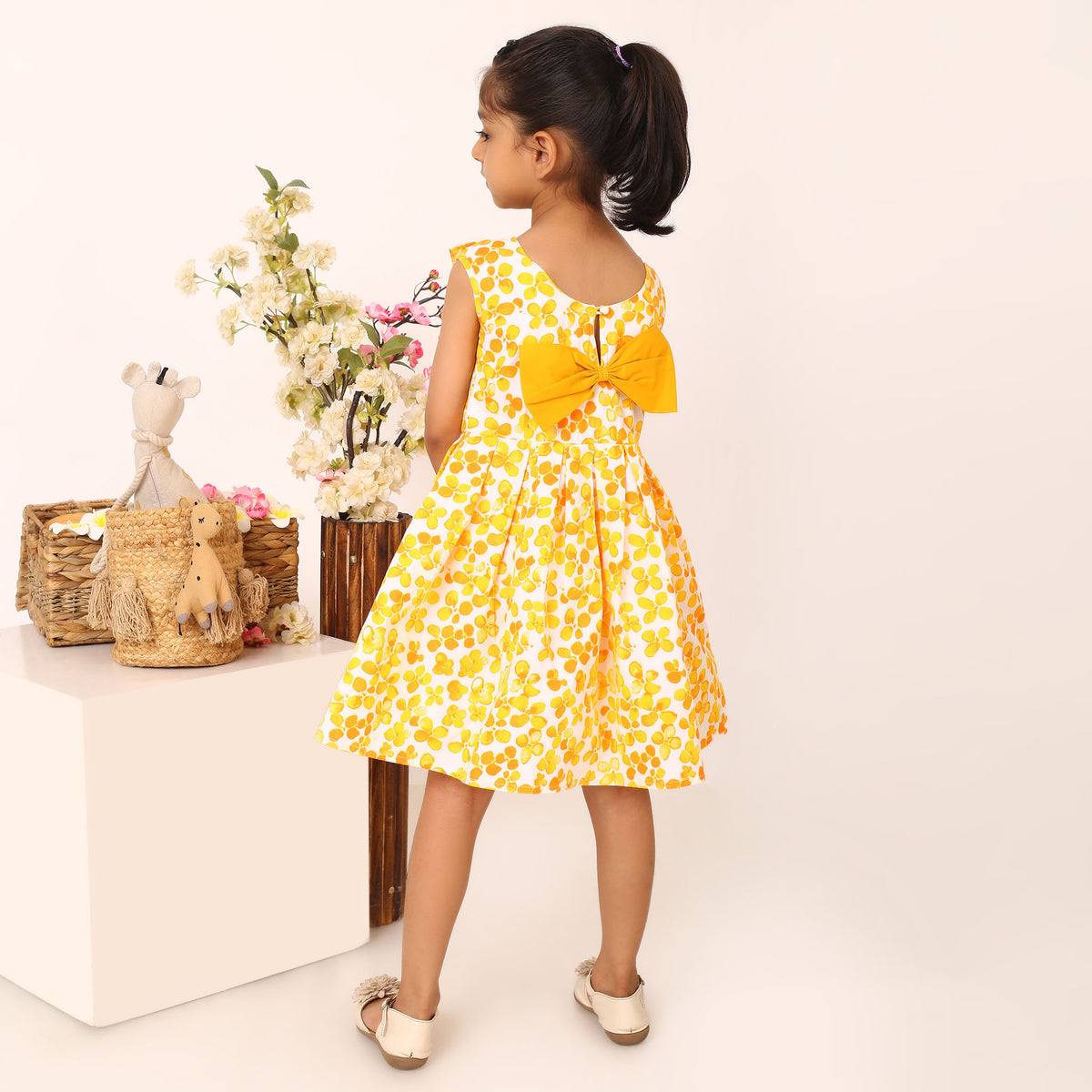 100% Cotton Floral Print Yellow Sleeveless Dress with Bow