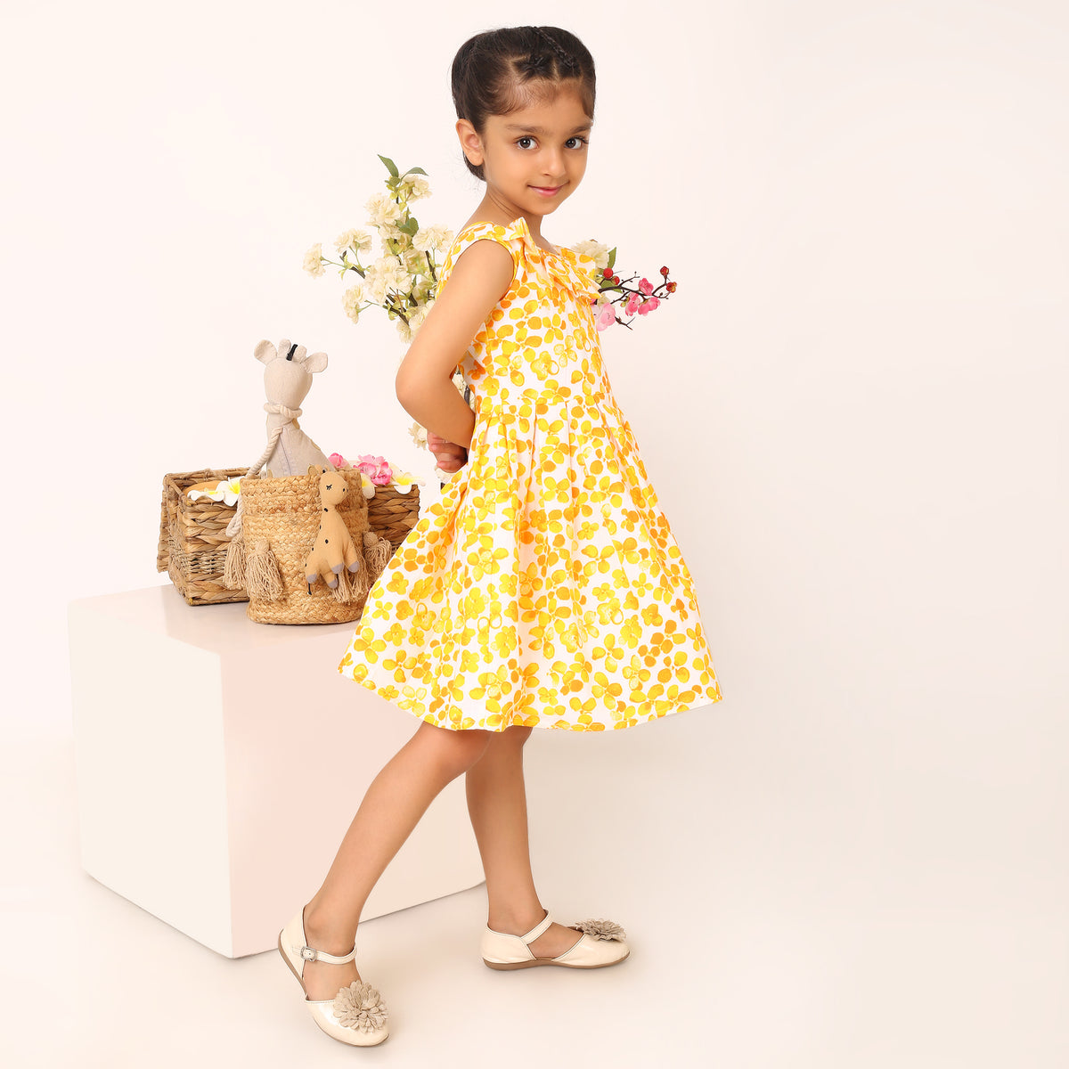100% Cotton Floral Print Yellow Sleeveless Dress with Bow