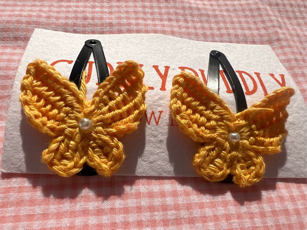 Tiny Butterfly Tic Tac Crochet Clip - Yellow