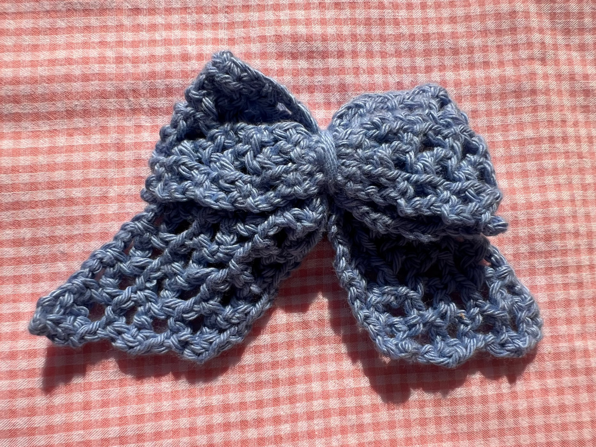 Crochet Bow Alligator Hair Clip - Blue