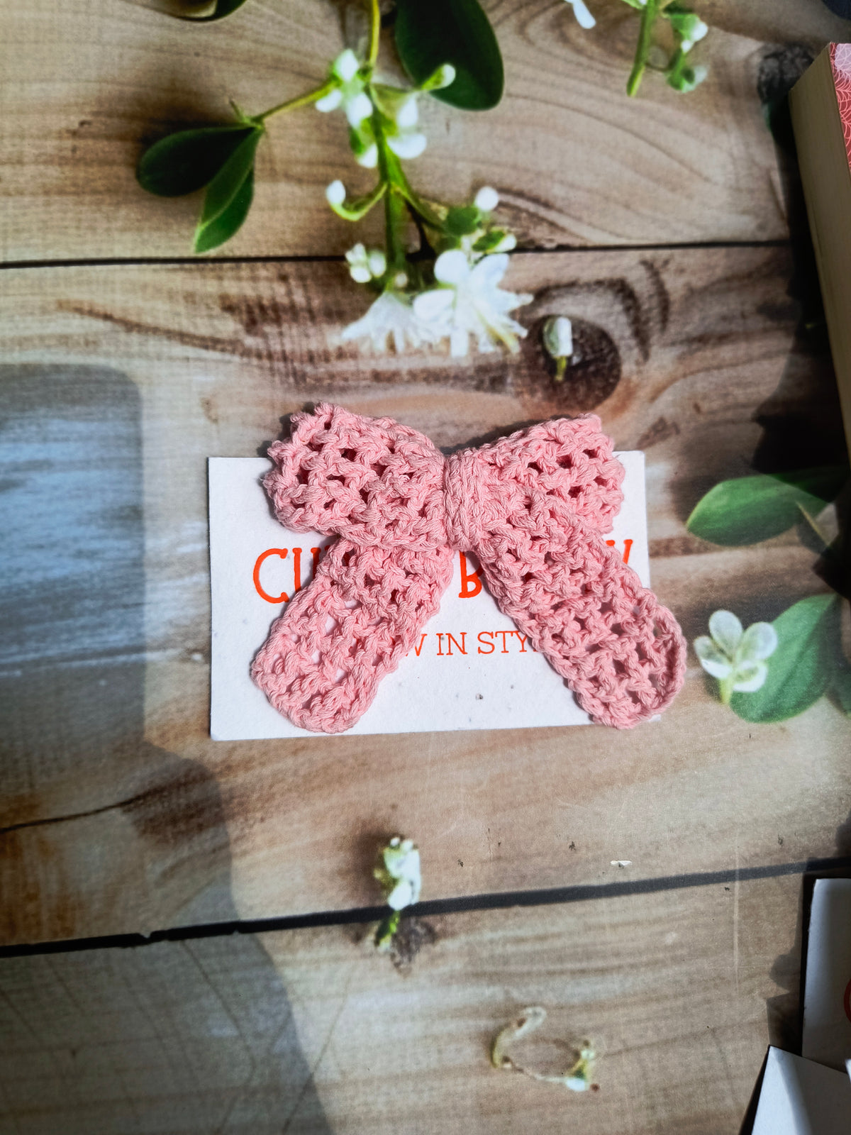 Crochet Bow Alligator Hair Clip - Pink