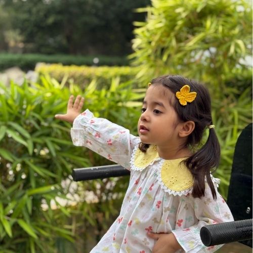 Yellow Butterfly & Ivory Statement Bow Crochet Gift Box – Set of 3 Clips