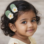 Green Daisy & Red Bow Crochet Gift Box – Set of 3 Clips