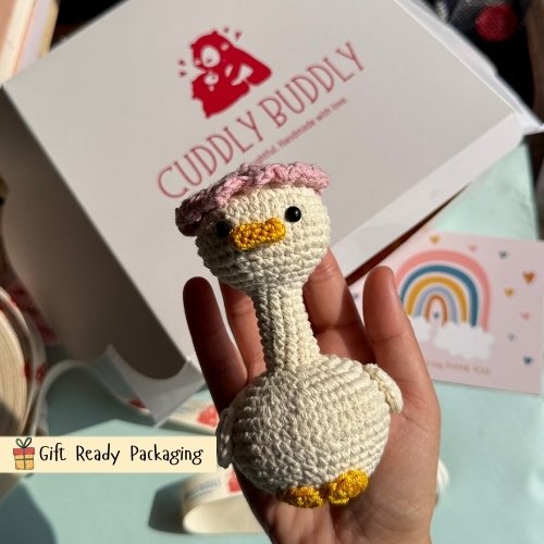 Handamde Crochet Duck Toy