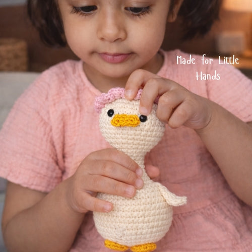 Handamde Crochet Duck Toy