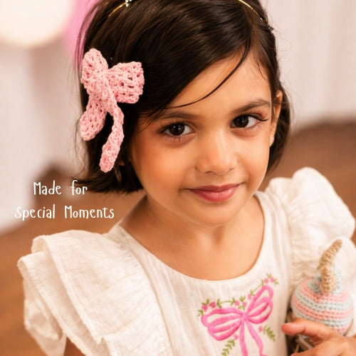 Powder Blue Butterfly & Pink Statement Bow Crochet Gift Box – Set of 3 Clips